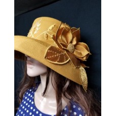 Mujers LISA RENE&apos; Gold Embroidered Wool Silk Flowered Hat   eb-16566899
